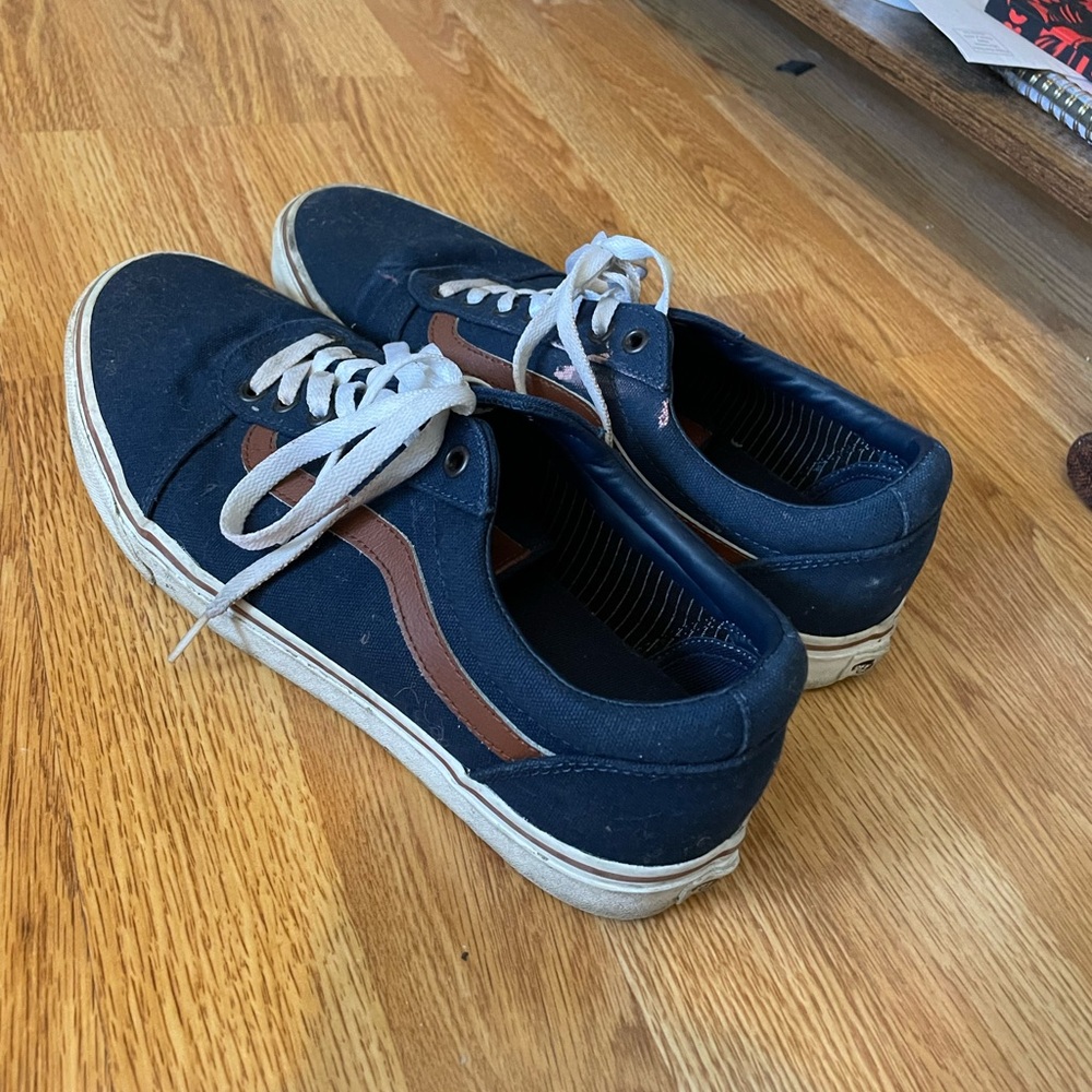 Navy/brown 10.5 Vans